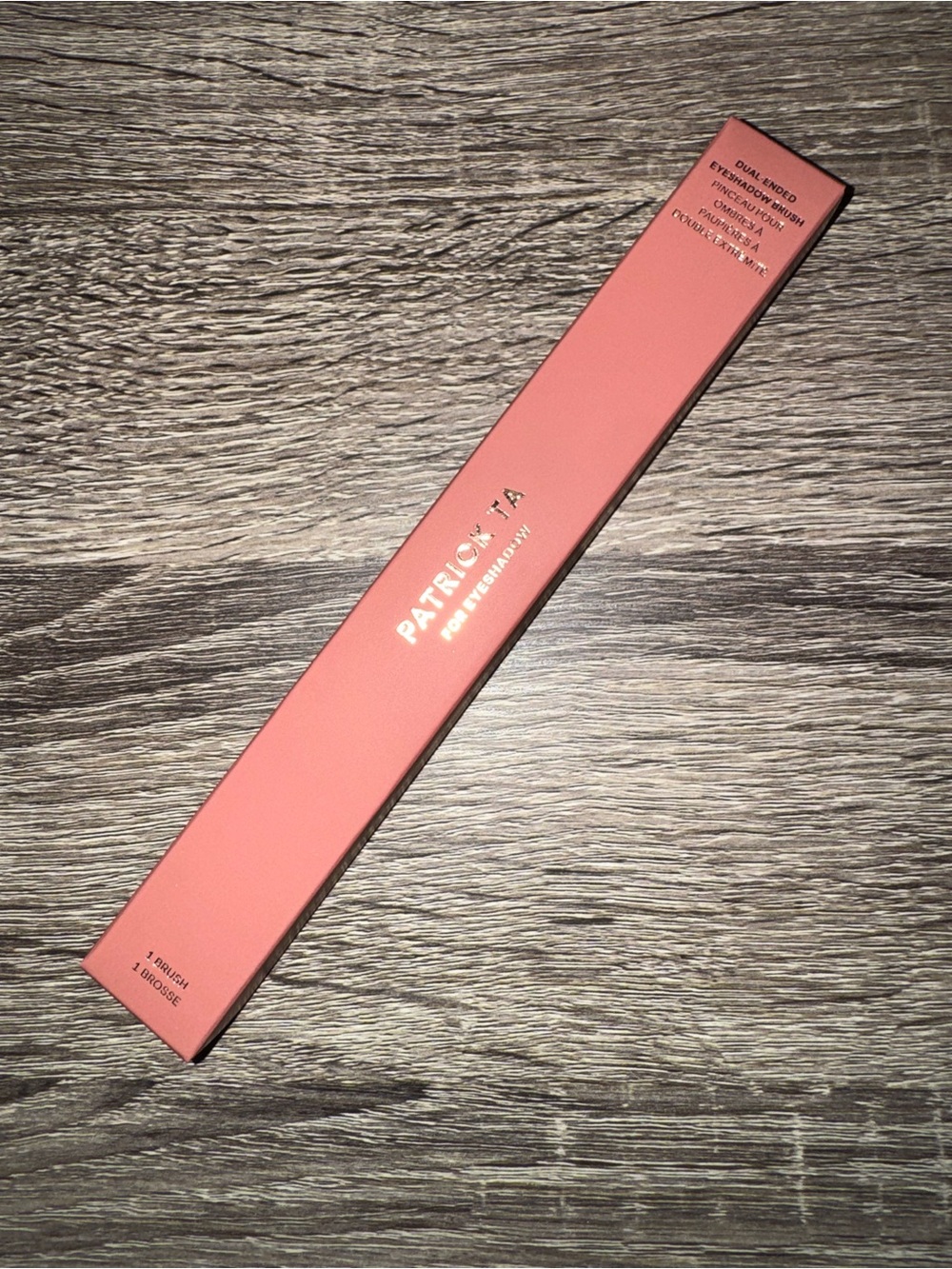 PATRICK TA EYESHADOW BRUSH 🩷